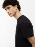 Μαύρο T-Shirt Με Κλασική Λαιμόκοψη Και Σημαία Tommy  Άνδρες
