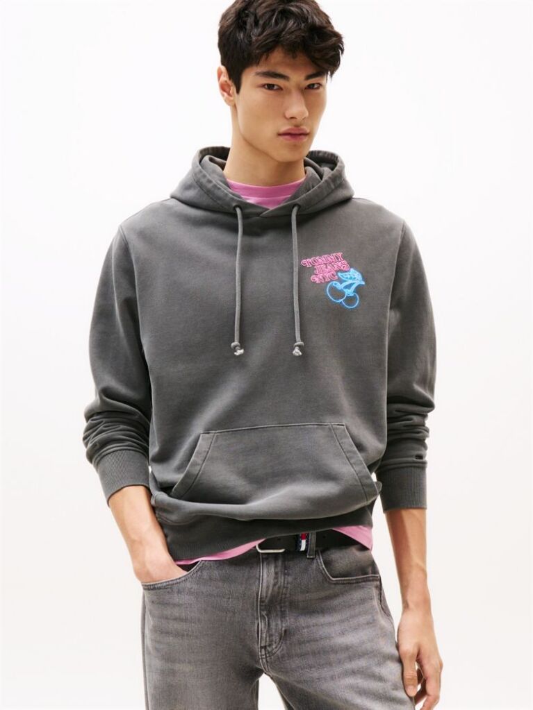 Μαύρο Hoody Σε Κανονική Γραμμή Με Κουκούλα Και Σχέδιο Πίσω  Άνδρες