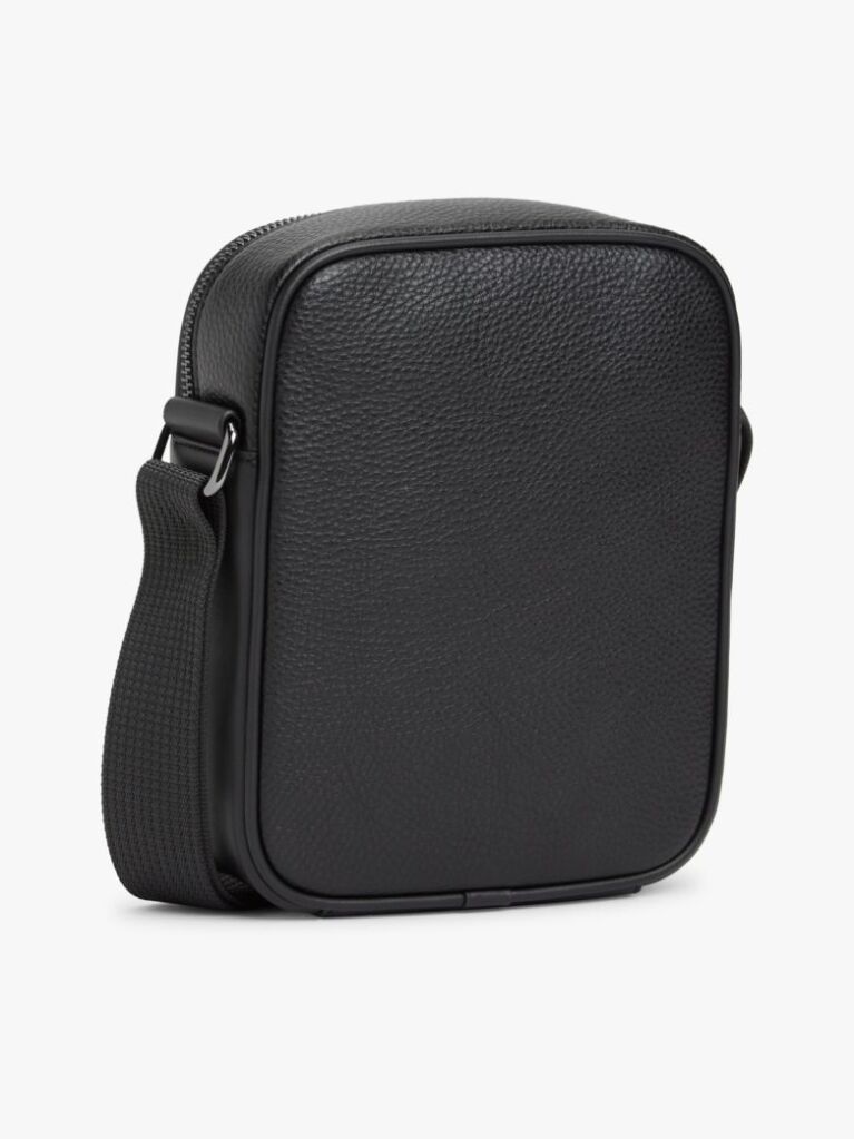 Black Pebble Grain Crossbody Reporter Bag  Men
