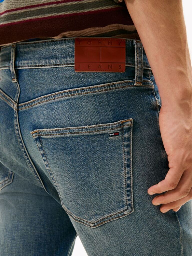 Denim Scanton Τζιν Σε Slim Γραμμή Με Ξεθωριασμένο Φινίρισμα  Άνδρες