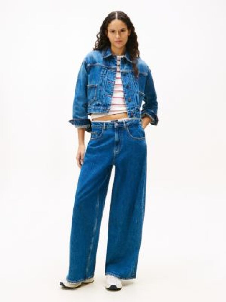 Denim Charlie Τζιν Σε Άνετη Γραμμή Με Κανονική Μέση  Γυναίκες