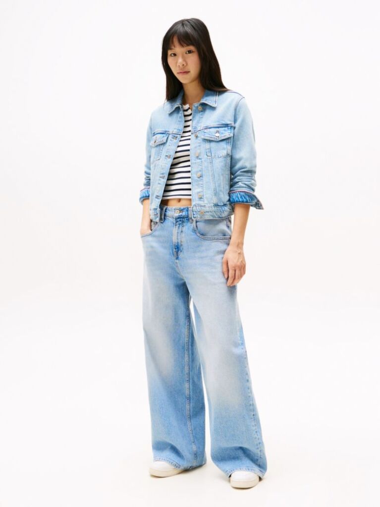 Denim Denim Trucker Τζάκετ Με Ξεθωριασμένο Εφέ Και Κανονική Εφαρμογή  Γυναίκες
