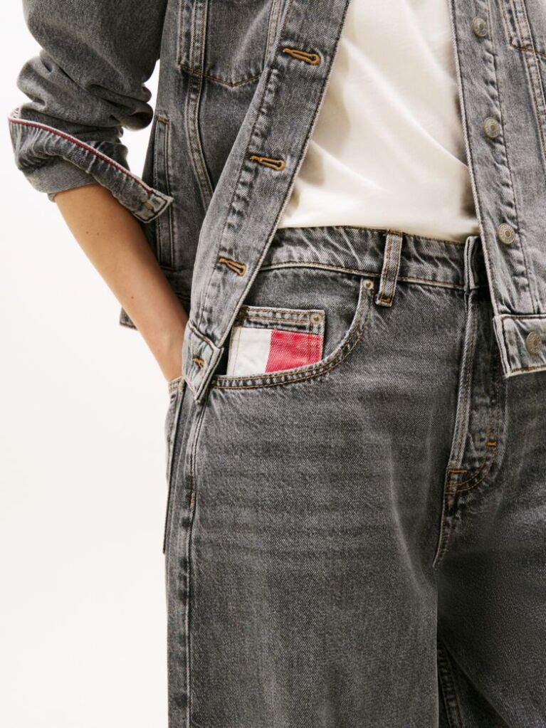 Denim Loose Τζιν Σε Φαρδιά Γραμμή Με Κανονική Μέση  Γυναίκες
