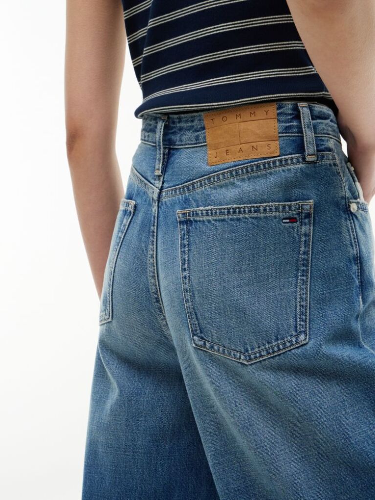 Denim Claire Ψηλόμεσο Τζιν Σε Φαρδιά Γραμμή  Γυναίκες