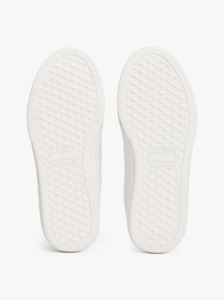 Άσπρο Essential Δερμάτινα Sneakers Με Λεπτομέρειες Σε Αντίθεση  Γυναίκες