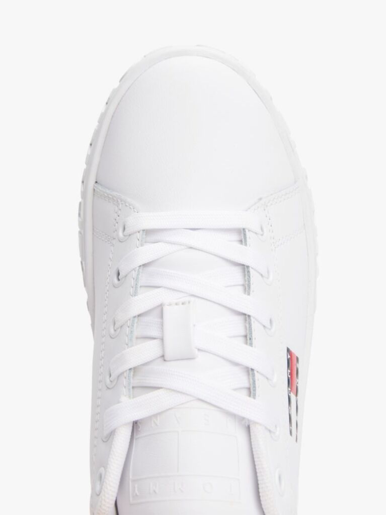 Άσπρο Sneakers Με Ανάγλυφο Λογότυπο Σε Αντίθεση  Γυναίκες
