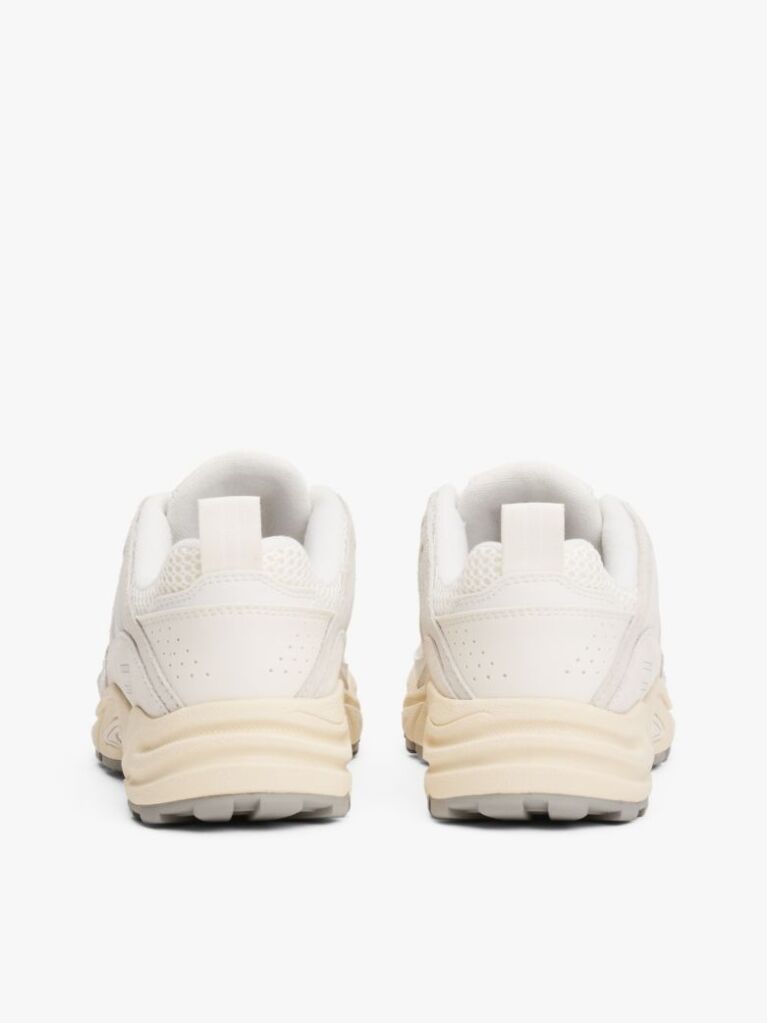 Άσπρο Archive Σουέτ Sneakers Με Διάτρητη Λεπτομέρεια  Γυναίκες