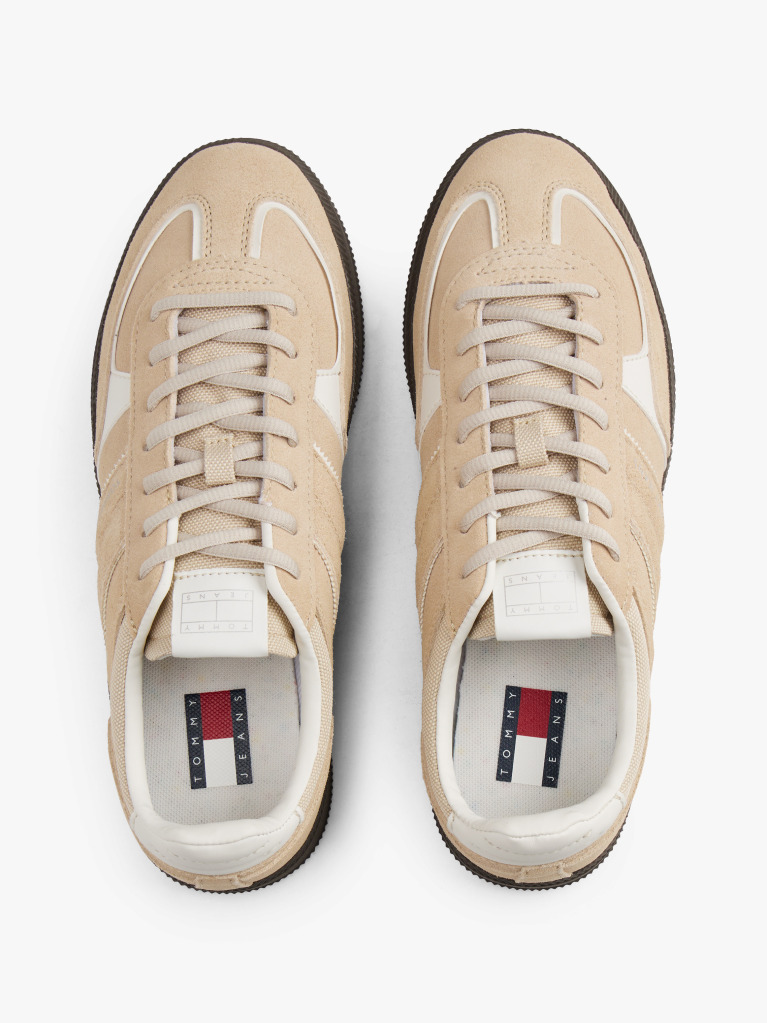 Μπεζ The Greenwich Σουέτ Sneakers Με Μίξη Υφών  Γυναίκες