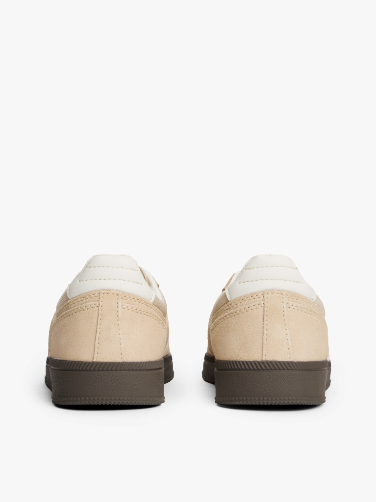 Μπεζ The Greenwich Σουέτ Sneakers Με Μίξη Υφών  Γυναίκες