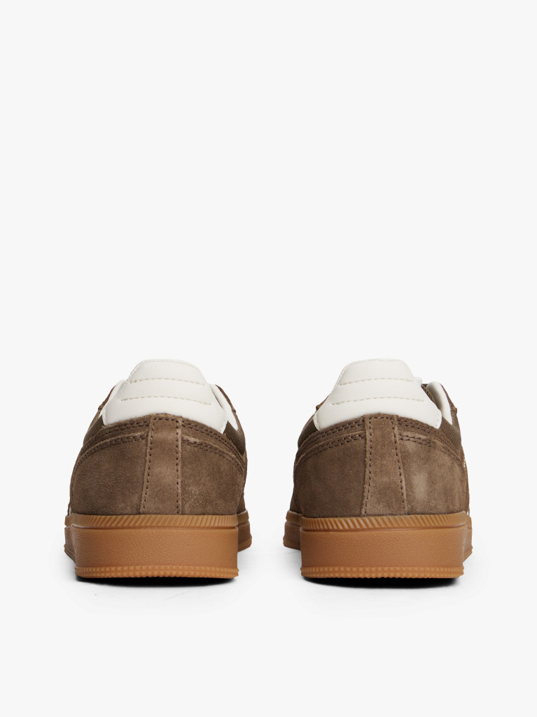 Καφέ The Greenwich Σουέτ Sneakers Με Μίξη Υφών  Γυναίκες