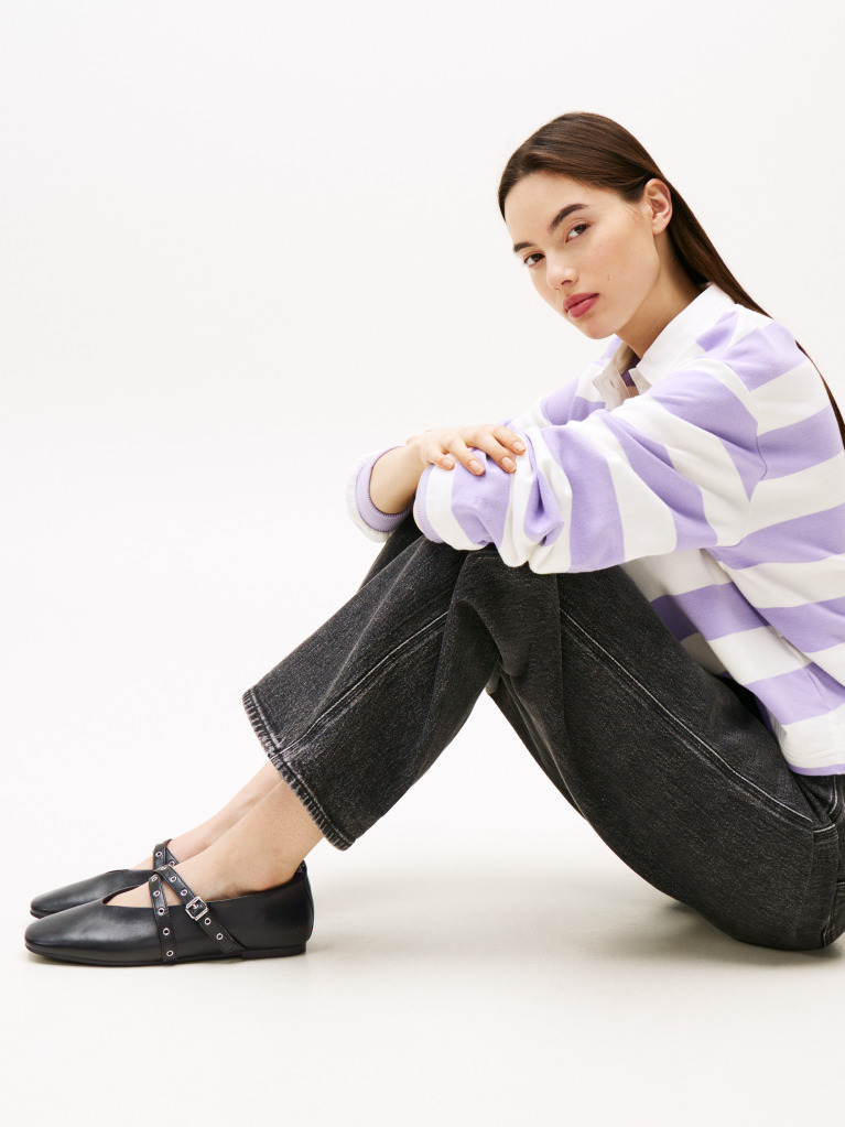 Black Leather Crossover Strap Mary Jane  Women