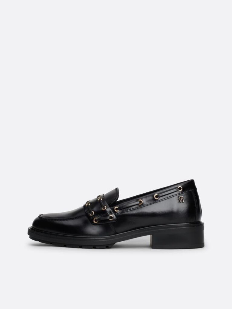 Μαύρο Δερμάτινα Loafers Με Block Τακούνι Και Λεπτομέρεια Με Οπές  Γυναίκες