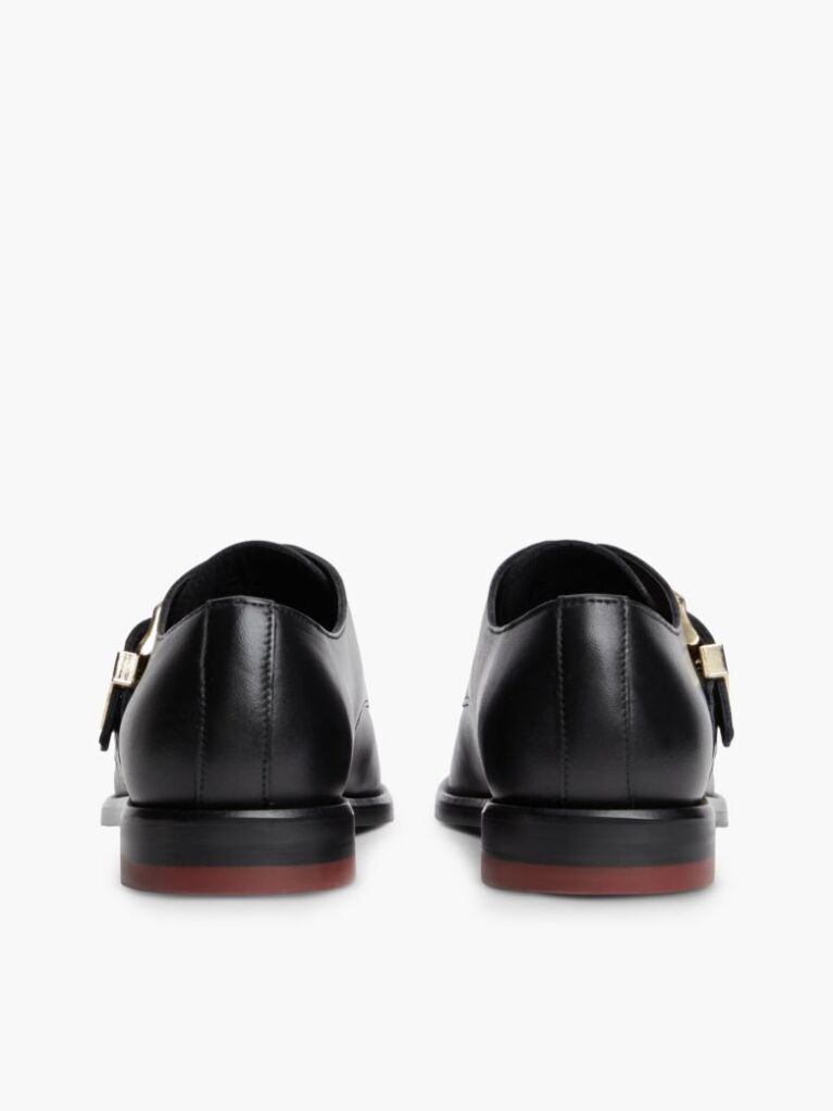 Μαύρο Δερμάτινα Loafers Με Αγκράφα Και Moc Μύτη  Γυναίκες