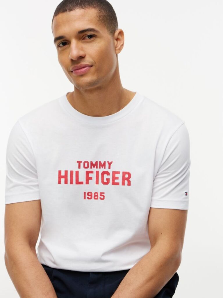 Άσπρο Βαμβακερό T-Shirt Με Κλασική Λαιμόκοψη Και Λογότυπο Σε Αντίθεση  Άνδρες