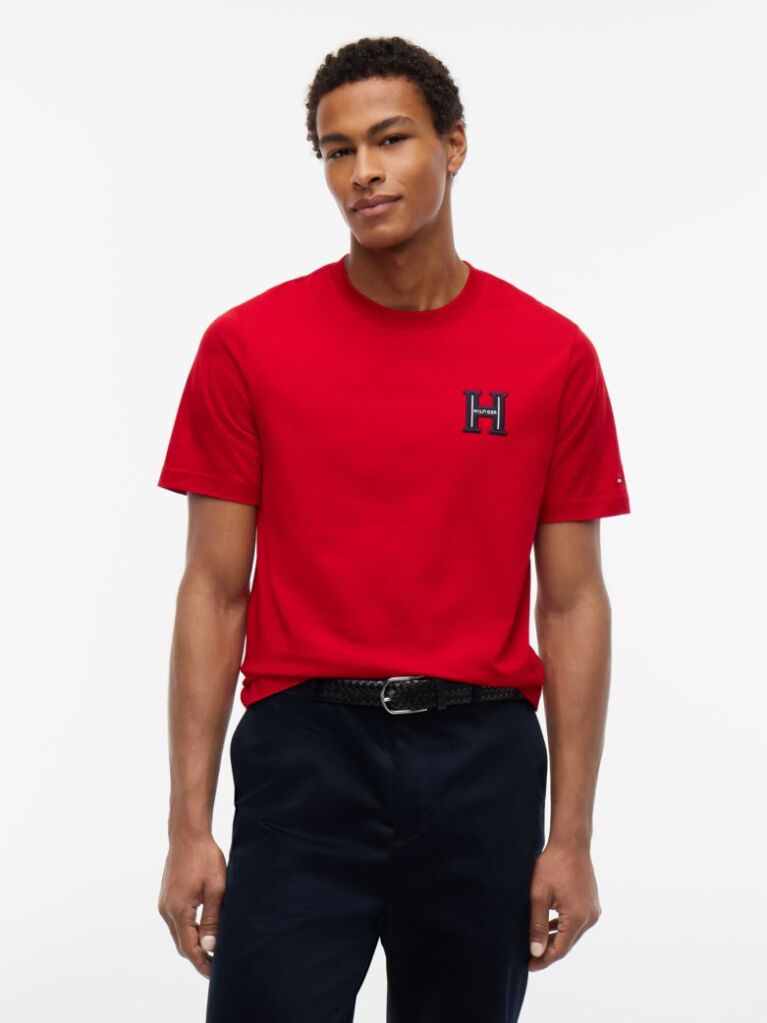 Κόκκινο T-Shirt Με Κλασική Λαιμόκοψη Και Varsity Κεντητό Λογότυπο  Άνδρες