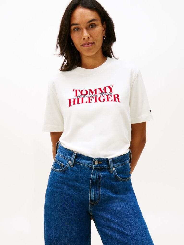 Μπεζ Άνετο T-Shirt Με Λογότυπο  Γυναίκες